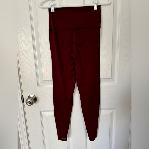 Set Active Luxform Legging in Burgundy - Picture 3 of 5